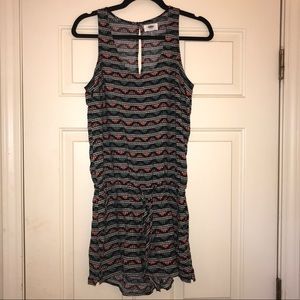 (like new) OLD NAVY ROMPER
